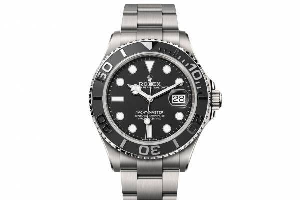 ロレックスの腕時計「ヨットマスター 42」初チタン製、ブラックダイアル×マットブラックベゼル