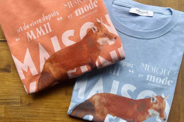 メゾン キツネ“パステルカラー”のキツネイラストのスウェット＆Tシャツ、阪急うめだ本店で