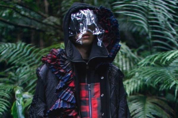 ファセッタズム ガレージ セールが東京・南青山で、アーカイブアイテムを特別価格にて販売