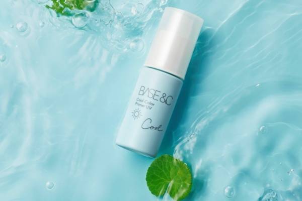 キスミー ベースアンドシー23年夏ベースメイク、“ミントカラー”のひんやり冷感UVプライマー