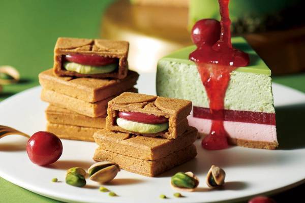 プレスバターサンド「デセール・バターサンド〈ピスタチオ〉」ケーキのような味わいを表現した新シリーズ