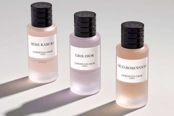 「メゾン クリスチャン ディオール」新作ヘア パフューム、"歌舞伎”着想のローズ カブキなど