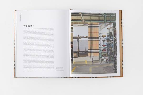 "バーバリーの軌跡を辿る”新作書籍、バーバリーのアーカイブ＆歴史を全5章で構成