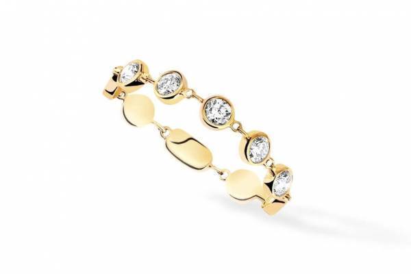 メシカ「D-ヴァイブス」新作ジュエリー“肌にしっとり馴染む”リング、ダイヤモンドを連結