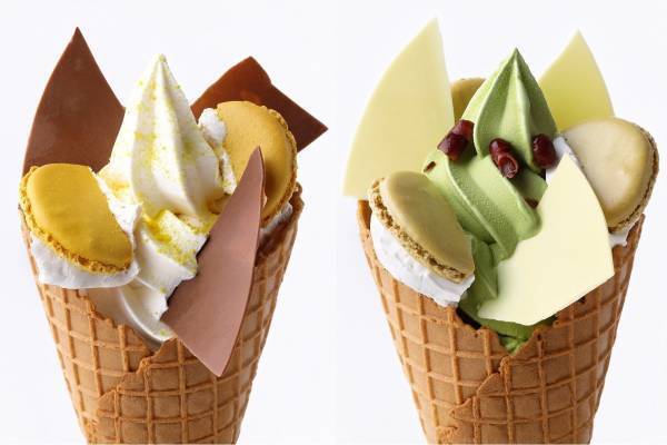 Made in ピエール・エルメのソフトクリームをテイクアウトで、マカロン×チョコレート添え