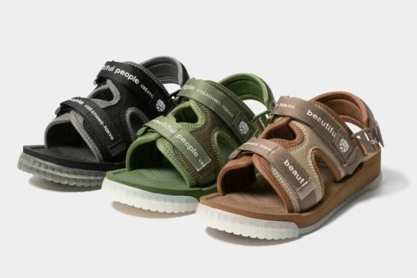 ビューティフルピープル×シャカのサンダル、ロゴ入りストラップ＆ロゴが透けて見えるクリアソール