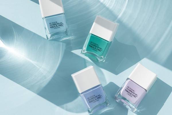 ネイルズ インク“オーシャンカラー”の23年夏ネイル、爽やかアクアブルー＆エメラルドグリーンなど