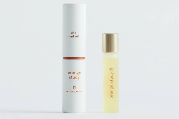 uka×ユナイテッドアローズ初のネイルオイル、“フランスのお菓子”着想の甘い香りを復刻