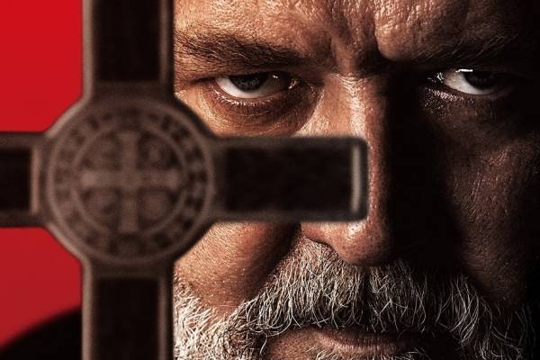 ホラー映画『ヴァチカンのエクソシスト』壮絶な“悪魔祓い”の一部始終、ラッセル・クロウが実在した神父に