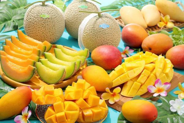 スイーツパラダイス「鉾田市産メロン＆マンゴー食べ放題」国産ブランドいちごも食べ放題に