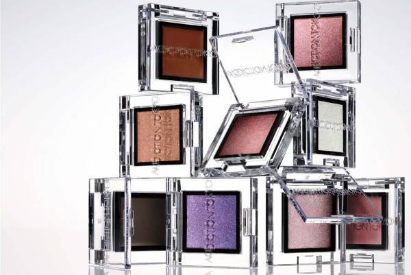 アディクション23年秋コスメ、“角度で色が変化する”新質感プリズムシャドウ＆パール煌めく限定色チーク