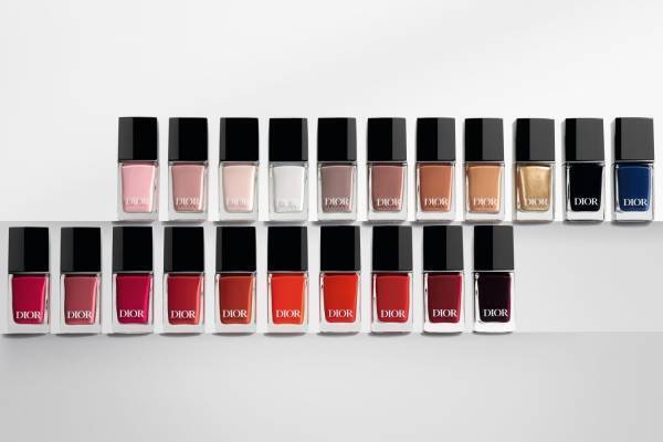 ディオールの人気ネイル「ディオール ヴェルニ」23年秋リニューアル、“クチュール着想”全21色