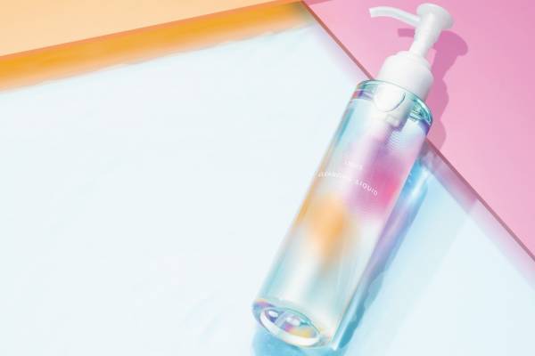 オルビス23年夏スキンケア「クレンジング リキッド」に“フルーツ”のような鮮やか限定デザイン