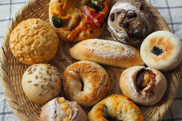 富士急ハイランドで「ふじやまパンマルシェ」地元で愛されるベーカリー＆菓子屋が集結