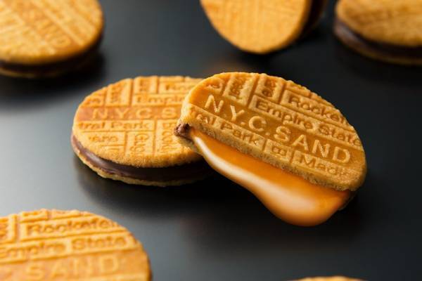 “とろとろ”「N.Y.キャラメルサンド」甘酸っぱいオレンジの夏限定フレーバー、大丸京都店で