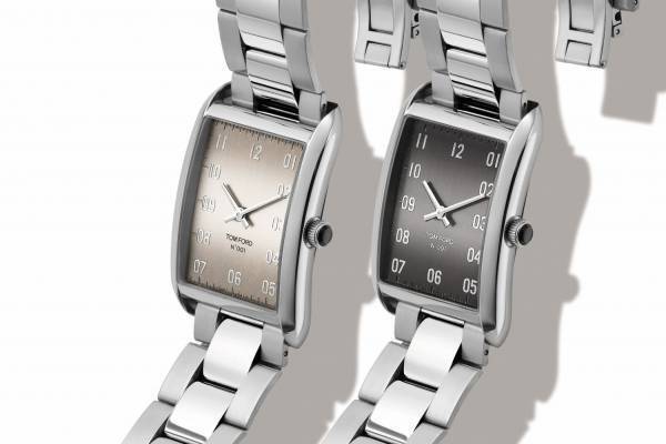 トム フォード  タイムピース腕時計「N.001」限定モデル、上品なシャンパンゴールドダイヤル