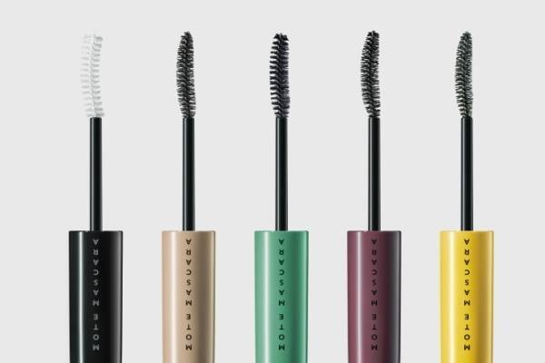 「UZU モテマスカラ」が進化、テクニック不要で“自由自在のアイメイク×美容液級まつげケア”