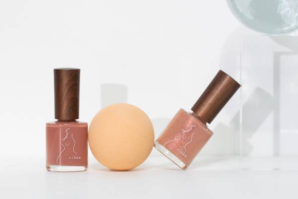 「リーカ」"まるで子猫の肉球”ネイルカラー＆肉球色のシルクトップなど、代官山・限定ストアで