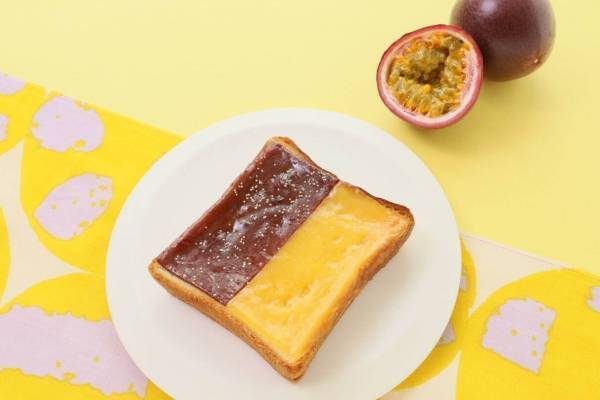 パンにのせて焼くだけ「スライスようかん」“パッションフルーツ”フレーバー、京菓子・亀屋良長から