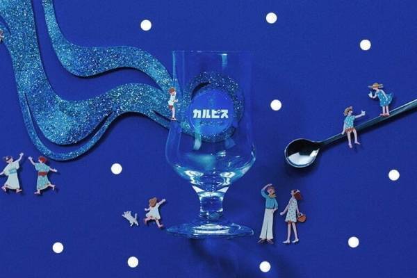 アフタヌーンティー・リビング「カルピス」とのコラボ雑貨、ノスタルジックなグラスや文房具