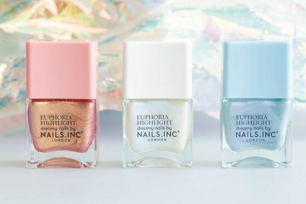 ネイルズ インク“星のように煌めくシマーカラー”23年夏ネイル、ミルキーウェイホワイト＆ピンクなど