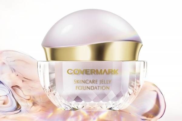 カバーマーク23年秋ベースメイク、ジェリー処方の新ファンデーションで“ぷるんと”ハリのある肌へ