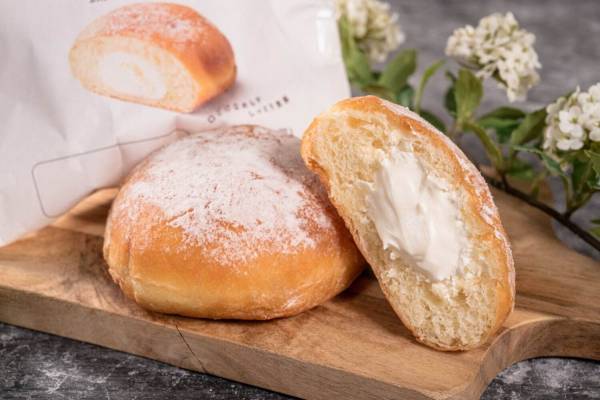 ファミリーマート新作「生ドーナツ」“カスタードホイップ入り”しっとり食感ドーナツ