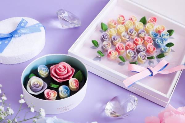 花屋が作るバラ型チョコレートに季節限定"あじさいカラー"、花束風ギフトボックスなどカレンドから