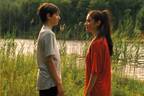 映画『ファルコン・レイク』少年と少女の“忘れられないひと夏”、新鋭シャルロット・ル・ボンが監督
