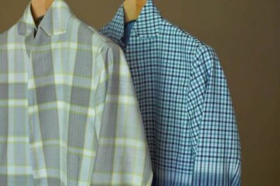 まとふ×アトリエシムラの新ブランド「光をまとう」伝統的な植物染色と手織りの布を用いた衣服