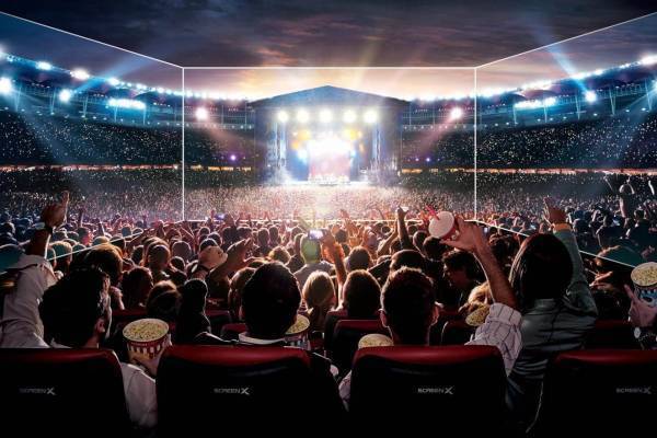 大阪の映画館「109シネマズ箕面」3面ワイドビューシアター「ScreenX」最新版を日本初導入