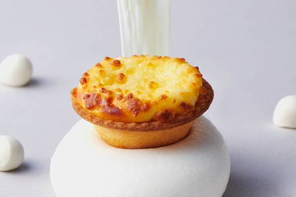 焼きたてチーズタルト専門店「ベイク チーズタルト」モッツァレラが主役、コク深い大人の限定タルト