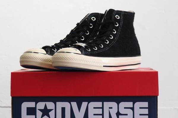 コンバース×ダイリク「オールスター」スニーカー、“落書き風”プリントのトゥーチップ×スエードアッパー