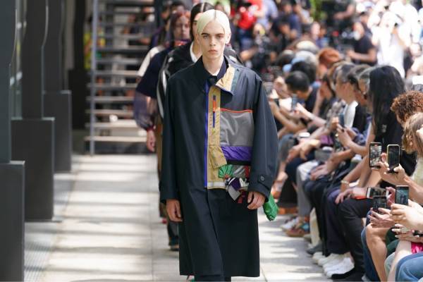 カラー 2024年春夏コレクション - 春の嵐