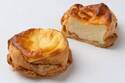 ビアードパパ限定シュークリーム「焼きチーズケーキシュー」サクサクシュー生地×濃厚チーズケーキ