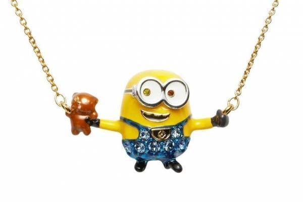 ヴァンドームブティック「ミニオン」ボブ＆ティムのアクセサリー第2弾、フェイラーのハンカチをセットに