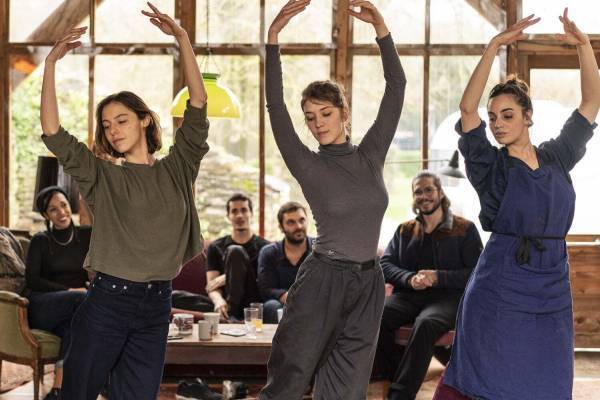 映画『ダンサー イン Paris』挫折したバレエダンサーの“第2の人生”、主演はマリオン・バルボー