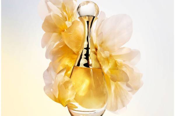 ディオール23年秋フレグランス「ジャドール ロー」神秘的な“理想の花”が香るフローラルノート