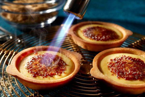 “ブリュレ”スイーツの新ブランド「ブリュレメリゼ」JR東京駅に、“パリとろ”タルトやミルフィーユなど