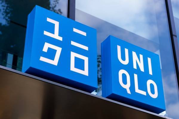 ユニクロ原宿店に“冷やしサウナ”出現？！ドライアイス使用のロウリュウタイム＆ロゴもブルーに