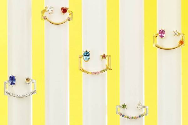 ジュエリーブランド・カジタ“笑顔”モチーフの新作リング、天然カラーストーン×ダイヤモンド