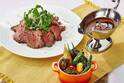 帝国ホテル 東京「カレーフェア」厚切りローストビーフのカレー＆貝出汁シーフードカレーなど7種