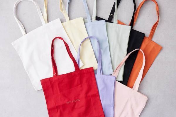 3COINS「推し活」アイテム、トートバッグ＆アクスタケースなど全9色の“推しカラー”で