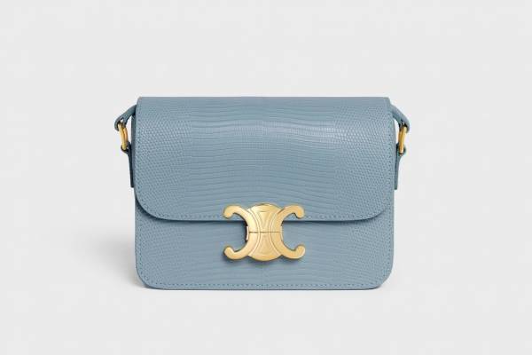 セリーヌ表参道が拡張リニューアルオープン、「トリオンフ」バッグやデニムジャケットなど限定品も