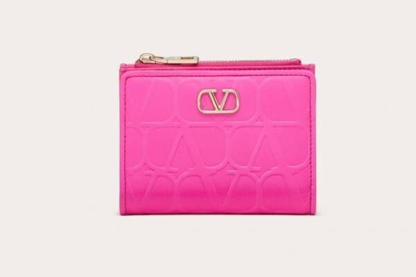 ヴァレンティノ ガラヴァーニの新作レディース財布、モノグラム柄×鮮やかピンクのトーンオントーン