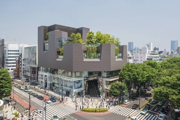 東急プラザ表参道原宿に“新たな形の商店街”「ローカル」カフェやアパレルなど多彩なショップが次々出店