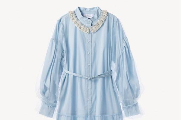 ミュベールの2023年秋冬ワンピース、チュールを重ねたベロアドレス＆シャツワンピース