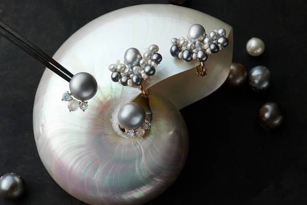 アガット新作パールジュエリー、“グレーのグラデ”イヤリング＆ホッキョクグマのシェルリングも
