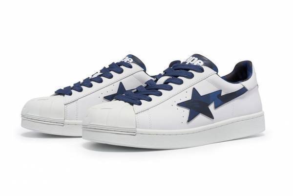 ア ベイシング エイプのスニーカー「スカルスタ」新色、カモ柄の星形モチーフをプラス