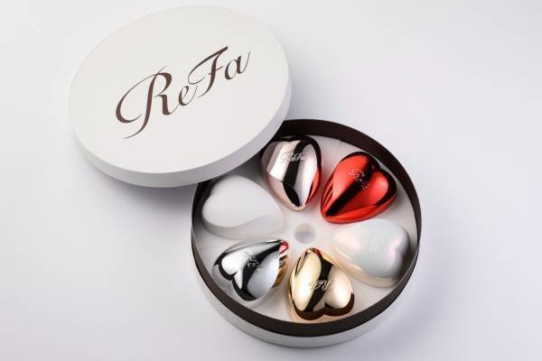 リファ“ツヤ髪に導く”「ハートブラシ」の豪華セット、オーロラホワイト＆シャインレッドなど全6色入り